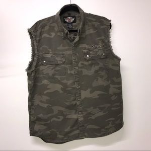 HARLEY DAVIDSON- distressed camo vest